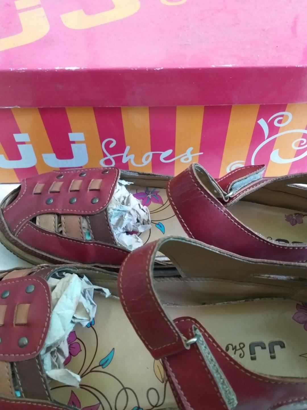Model sepatu sales jj shoes
