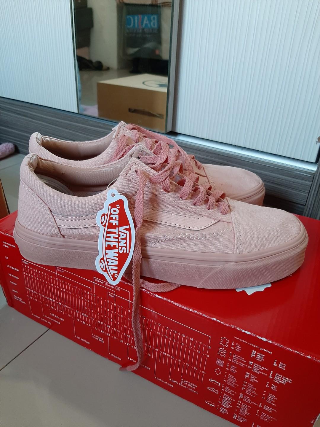 vans with pink