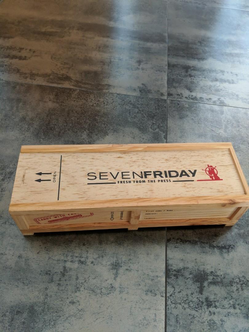 sevenfriday watch box