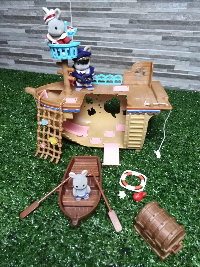 sylvanian families pirate ship