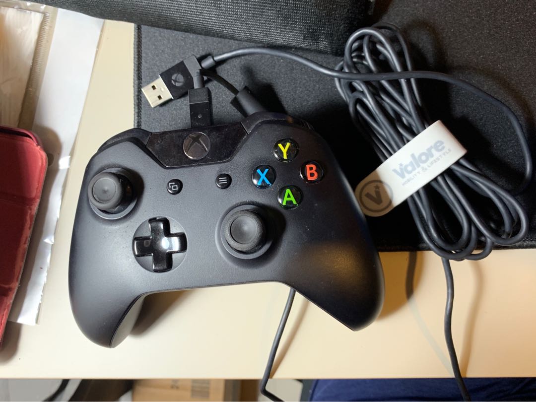Xbox One Controller Original Wired For Pc Toys Games Video Gaming Gaming Accessories On Carousell