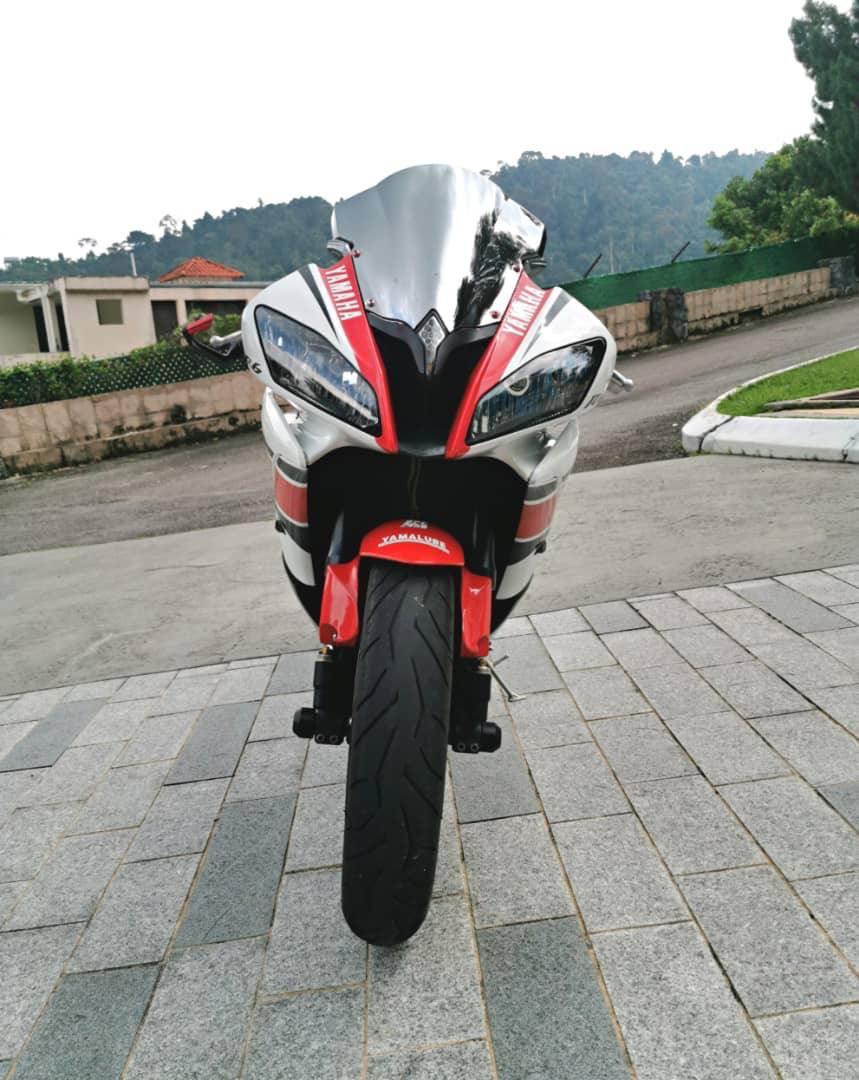 yamaha r6 v1