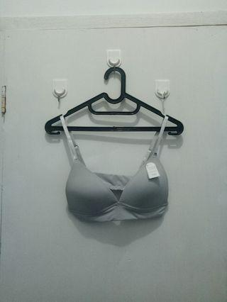 Bra Young Curves