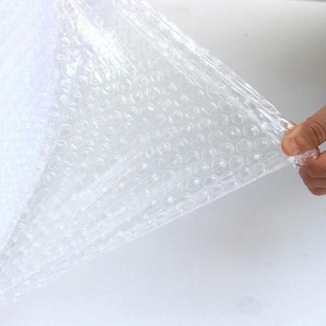 Air Big Bubble Wrap, Furniture & Home Living, Bedding & Towels on Carousell
