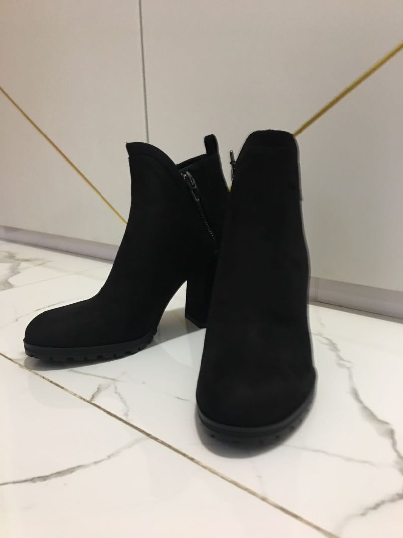 bershka black boots