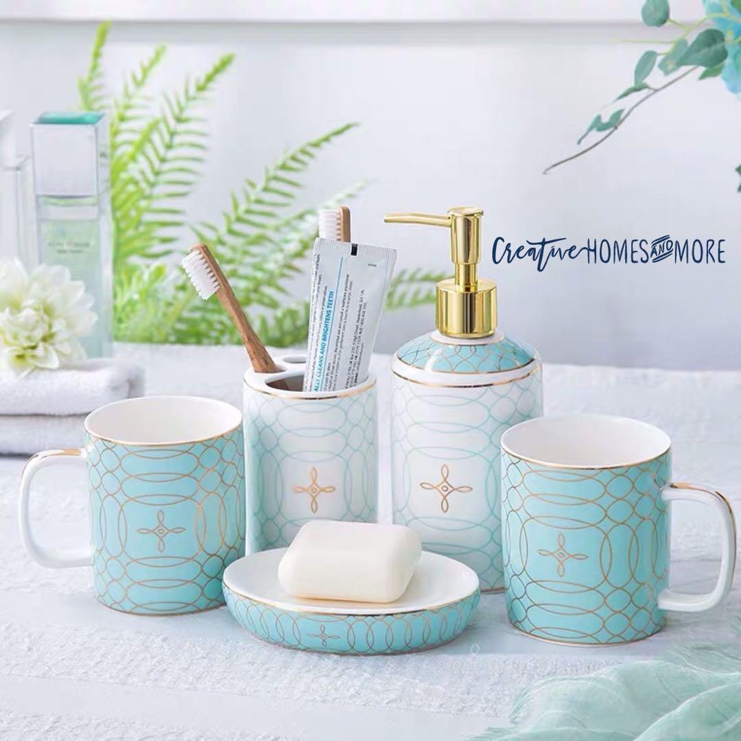 Chic Vintage Tiffany Gold Bathroom Accessories Set Of 5 Furniture Chic Vintage Tiffany Gold Bathroom