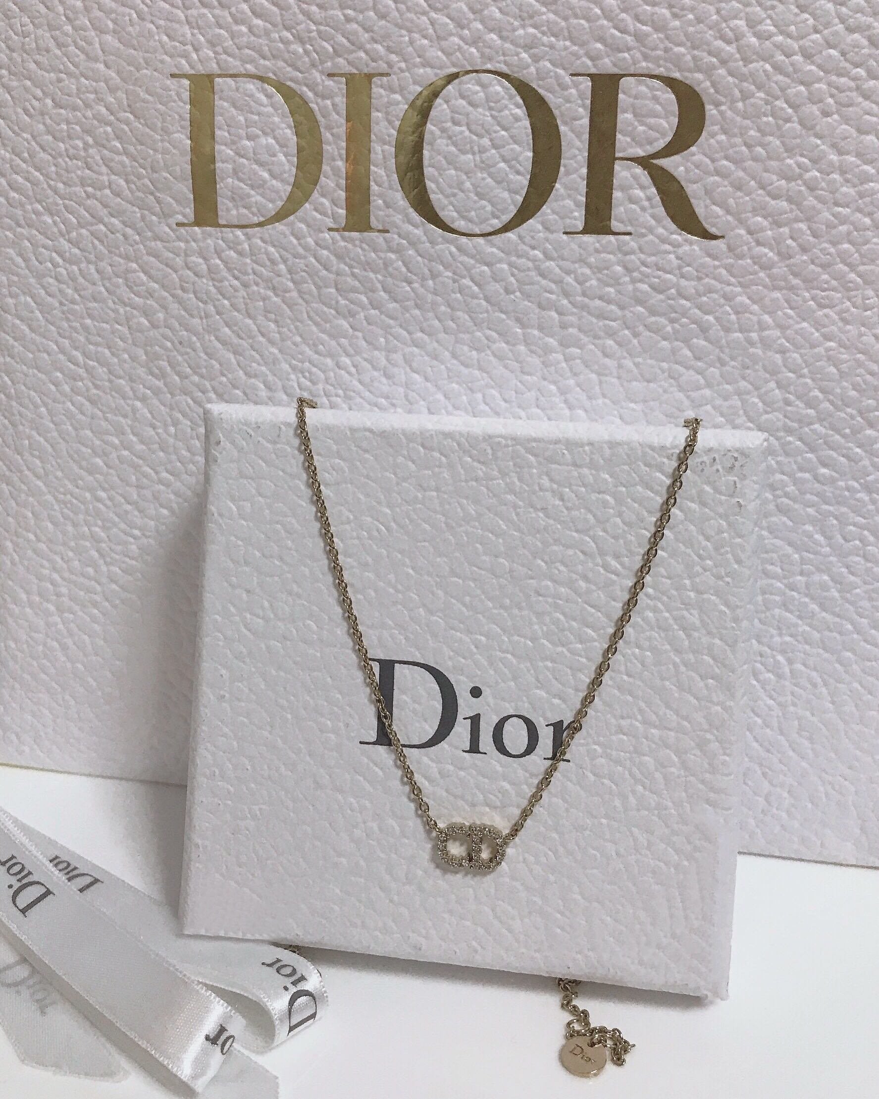 dior d necklace