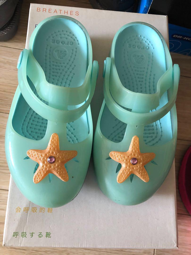 girls crocs size 11