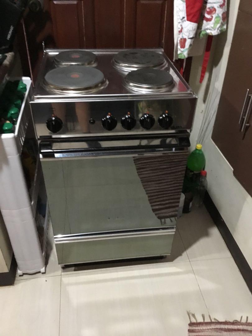 Elba Electric Cooker Stove And Oven Combo On Carousell