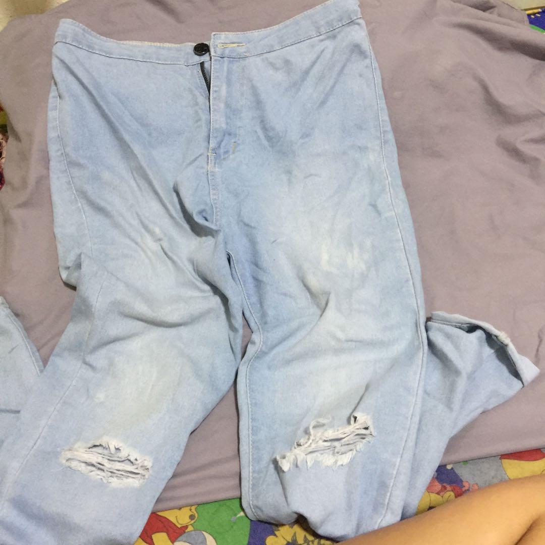 F&H pants (Category: Other Bottoms) located in Baliuag. Submitted by laraphil (Listing ID 236591893, Image 2). Description: .