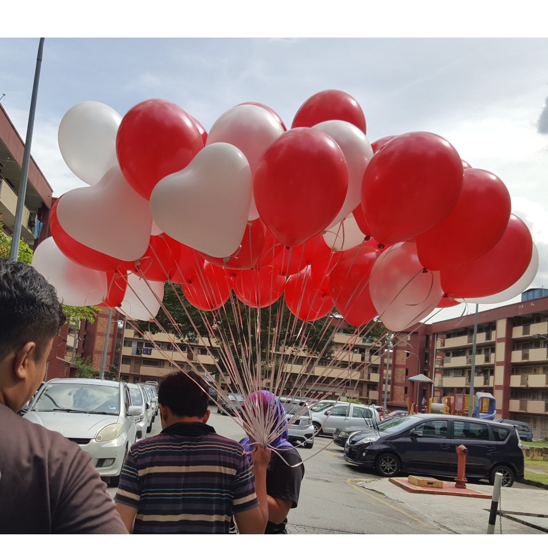 Helium balloon for delivery, Services, Others on Carousell