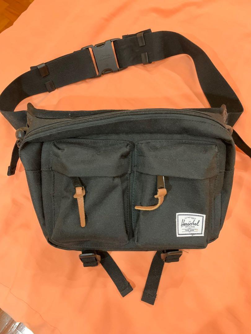 Herschel sales sling pouch