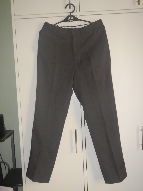 KINGSMEN formal office pants/slacks (Category: Chinos) located in Makati City. Submitted by aip12 (Listing ID 236523203, Image 3). Description: Available in black, and grey 32" waistline, black (6 pcs. available) 32" waistline, grey (1 pc. available) 29" waistline, black (1 pc. available) lenght from waist to ankle: 39" PhP100.00 each, or take all 8 pcs. for PhP600.00 Please notify one day before the meet-up day. MEET UP AREAS: Glorietta/Greenbel