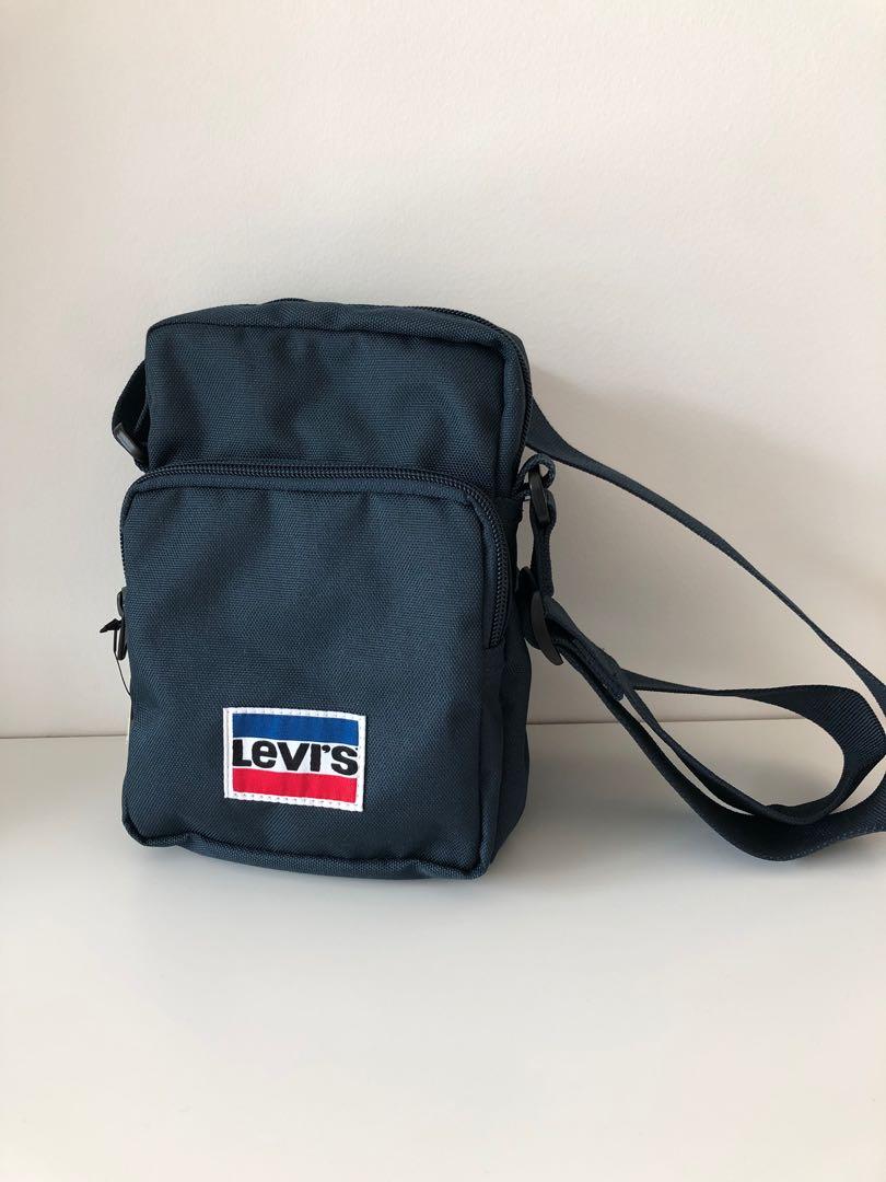 levi's crossbody bag