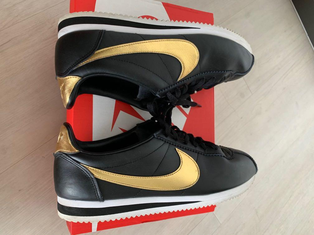 Nike black gold cortez shop