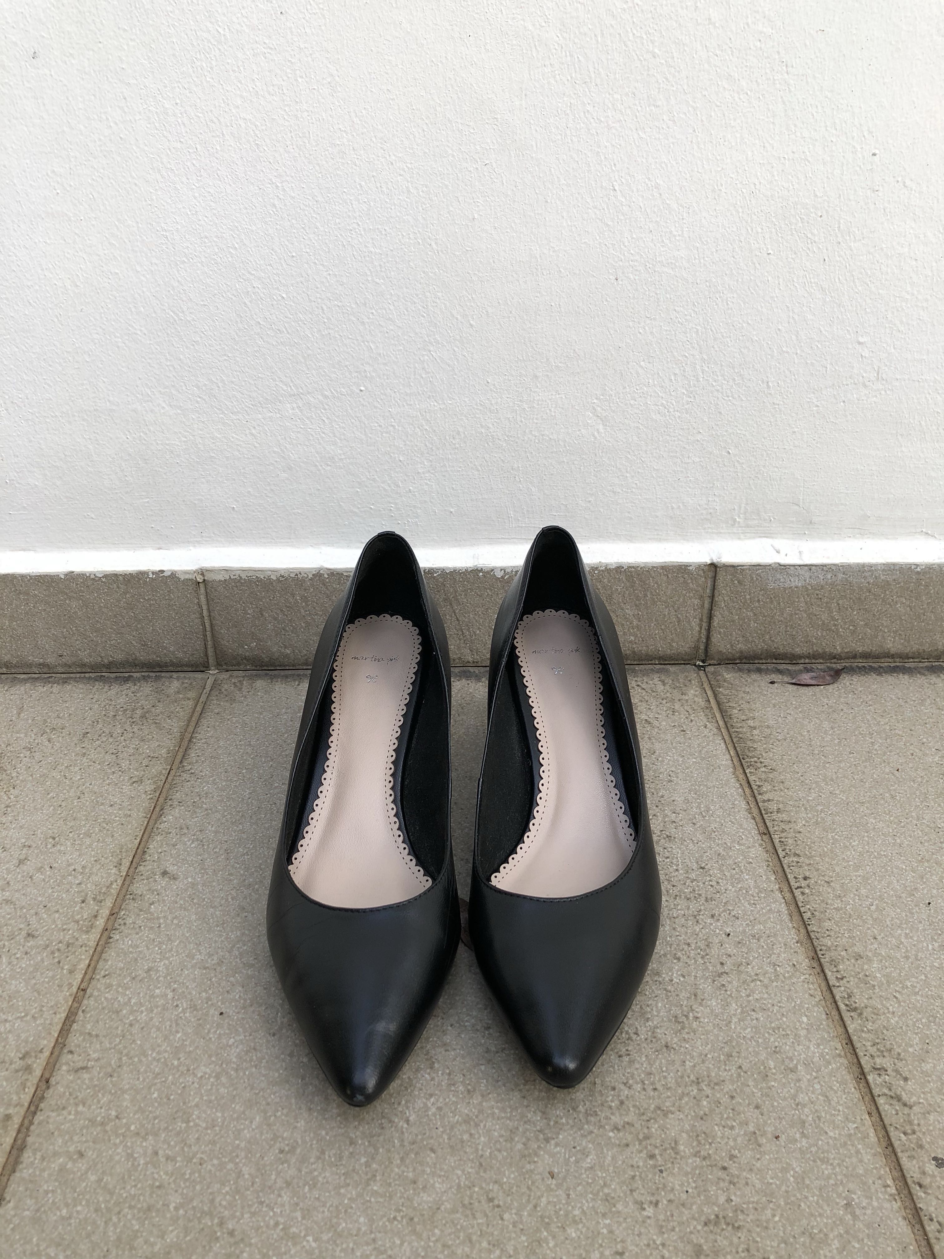 black pumps block heel