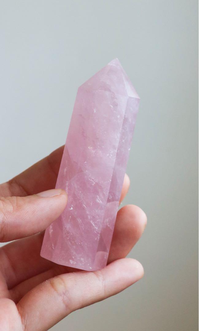 rose quartz point