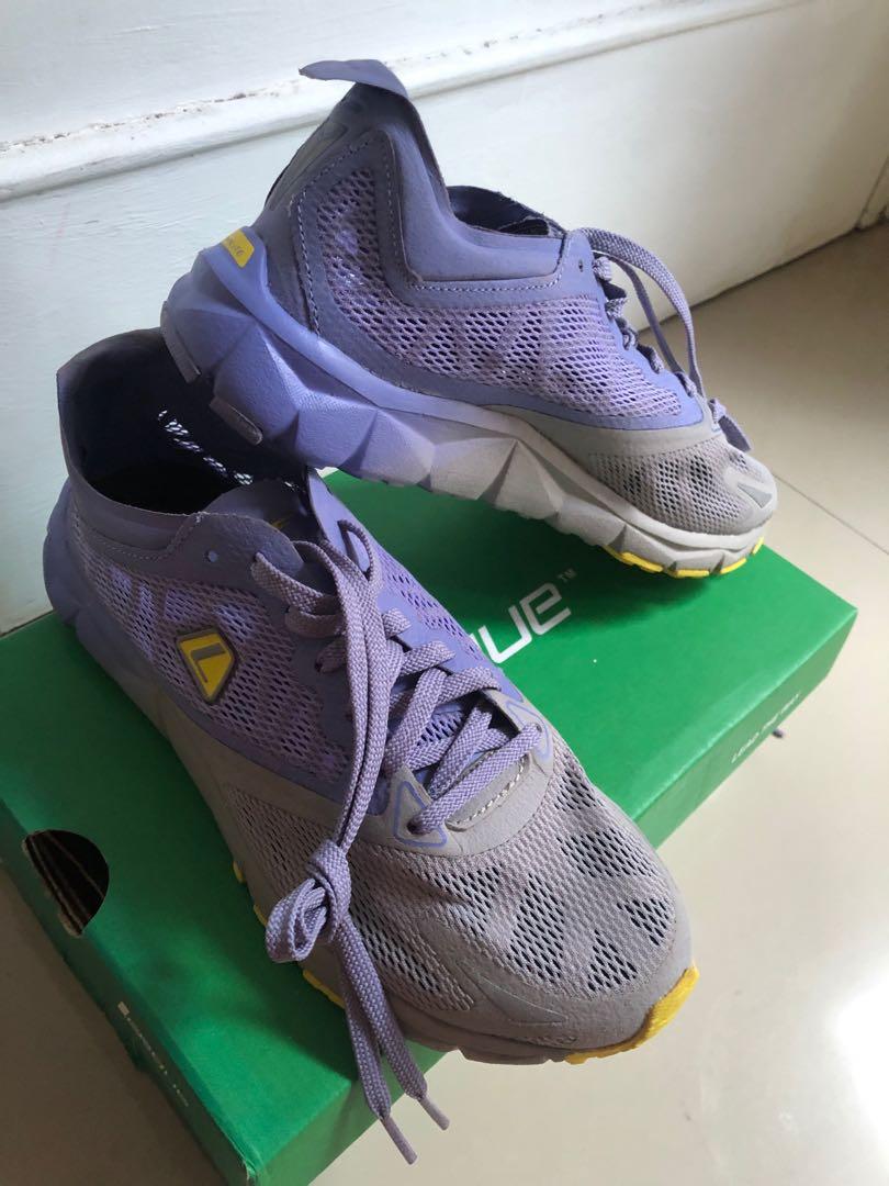 Sepatu League Running Shoes Volans 2 5 W 37 Sepatu Lari Women Womans Wanita Fesyen Wanita Sepatu Di Carousell