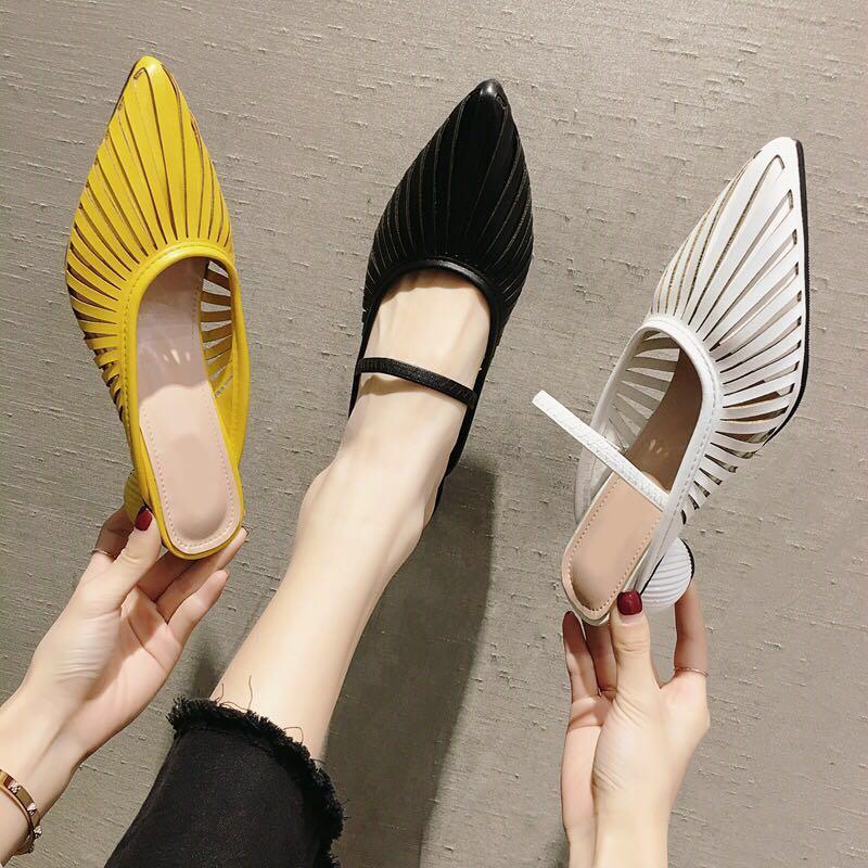 trendy heels