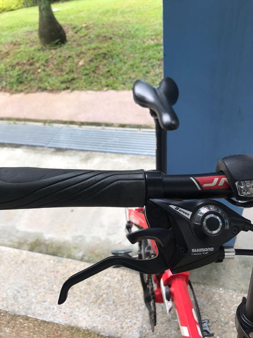 Upgraded Java Foldable Bike (Category: Bicycles) located in Singapore. Submitted by zipp_wheels (Listing ID 236508374, Image 2). Description: Italian Java Fit Foldable Bike 8 speed Shimano gears Disk brakes SR saddle Carbon pedals Whoever comes to sengkang first gets the bike This is not some polygon, trek, Merida, specialized, Cannondale, mongoose, BMC, Giant , yeti, Santa Cruz, dahon, tern, vert or other China mtb .