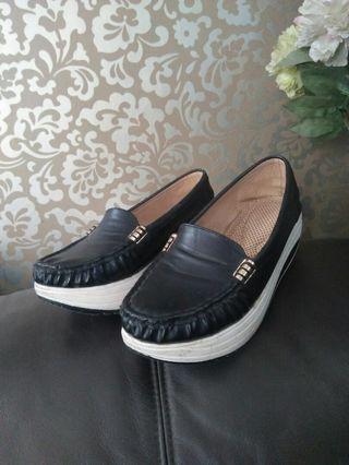 Sepatu Wanita