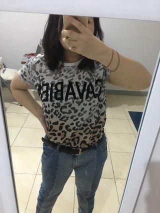 Baju motif macan