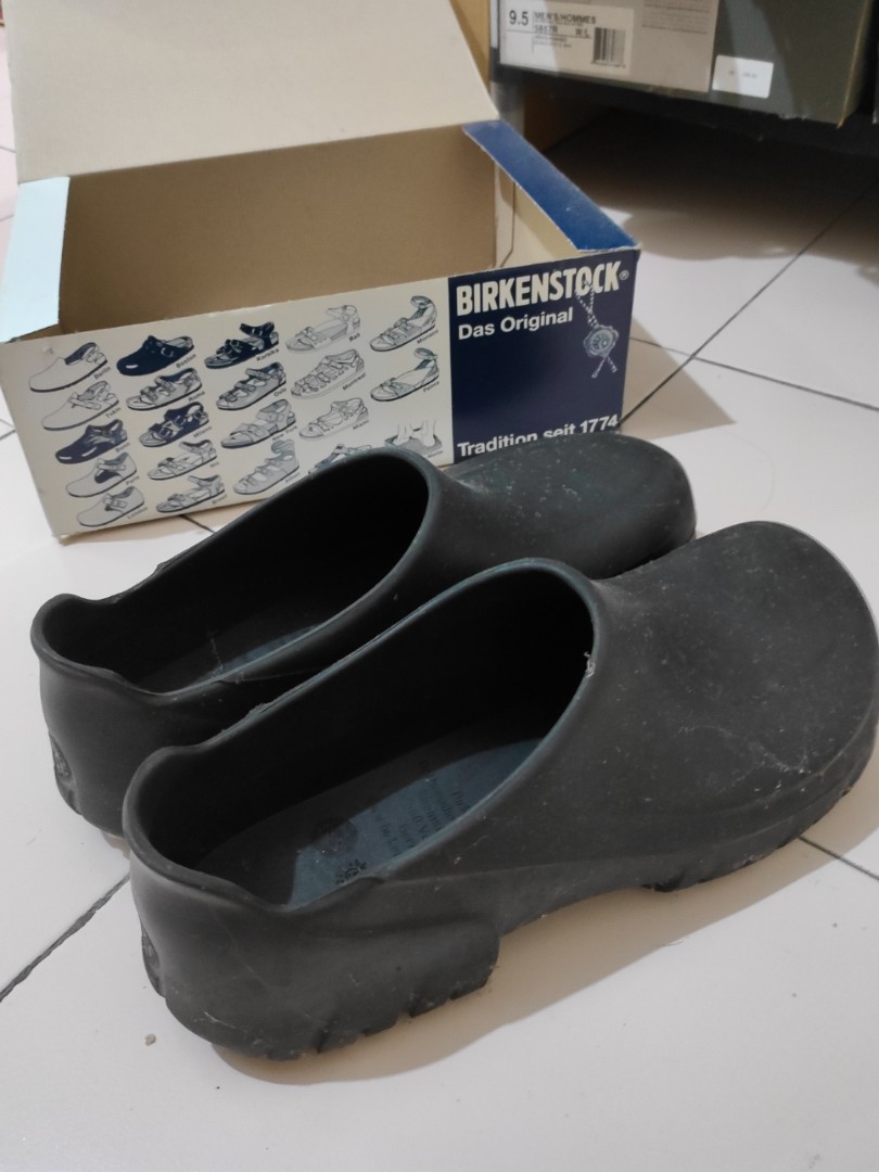 FAST SALE: Birkenstock Chef Clogs (Size 