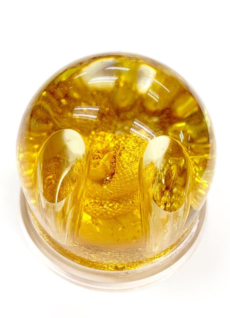 Gold Prosperity Snowglobe Pen Holder (Category: Other Home Decor) located in Quezon City. Submitted by supervalue88 (Listing ID 236674673, Image 3). Description: Upgrades any desk with gold accents. Perfect for home or office use! Base diameter: 85mm.