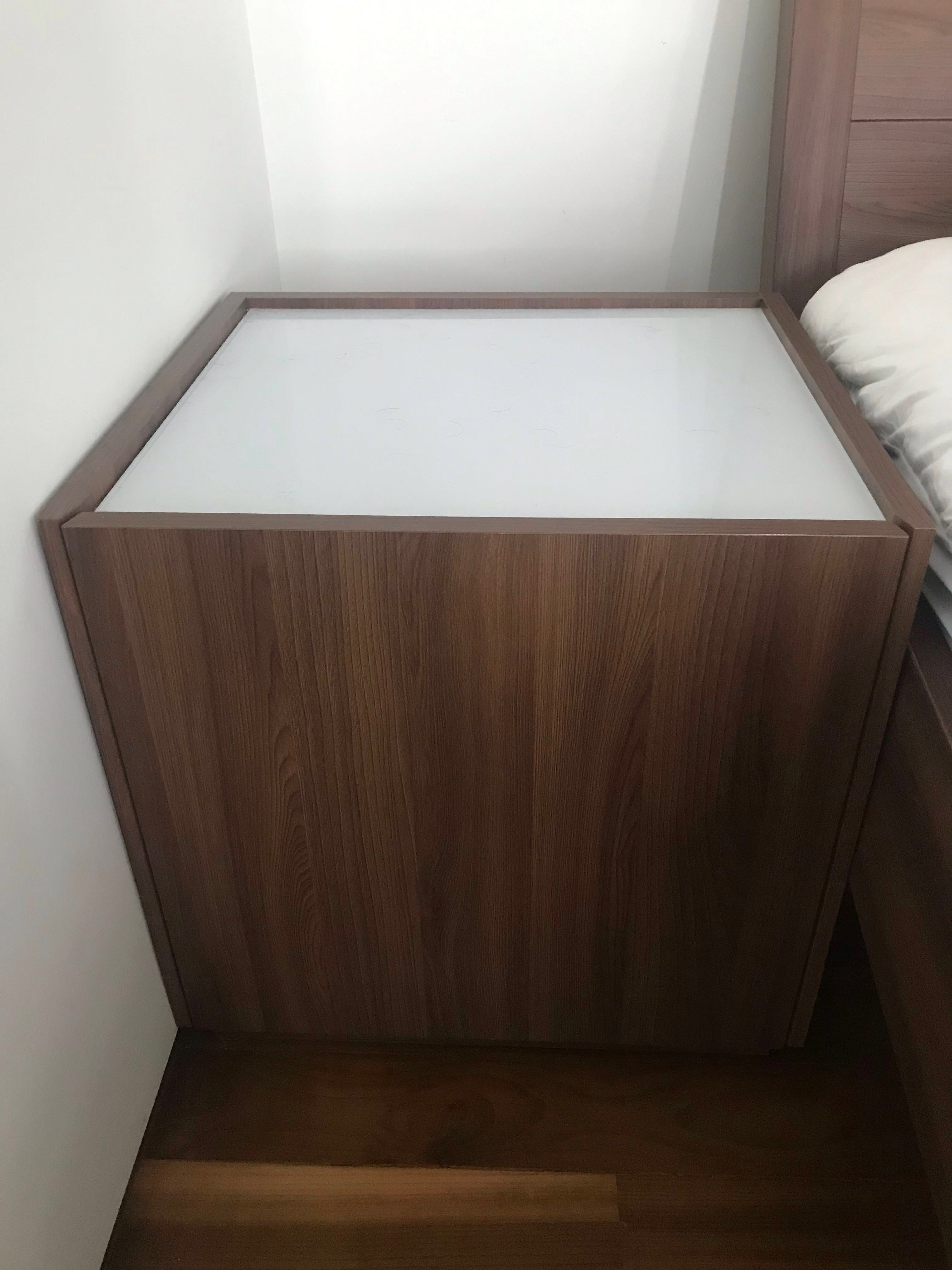 Nyvoll nightstand top