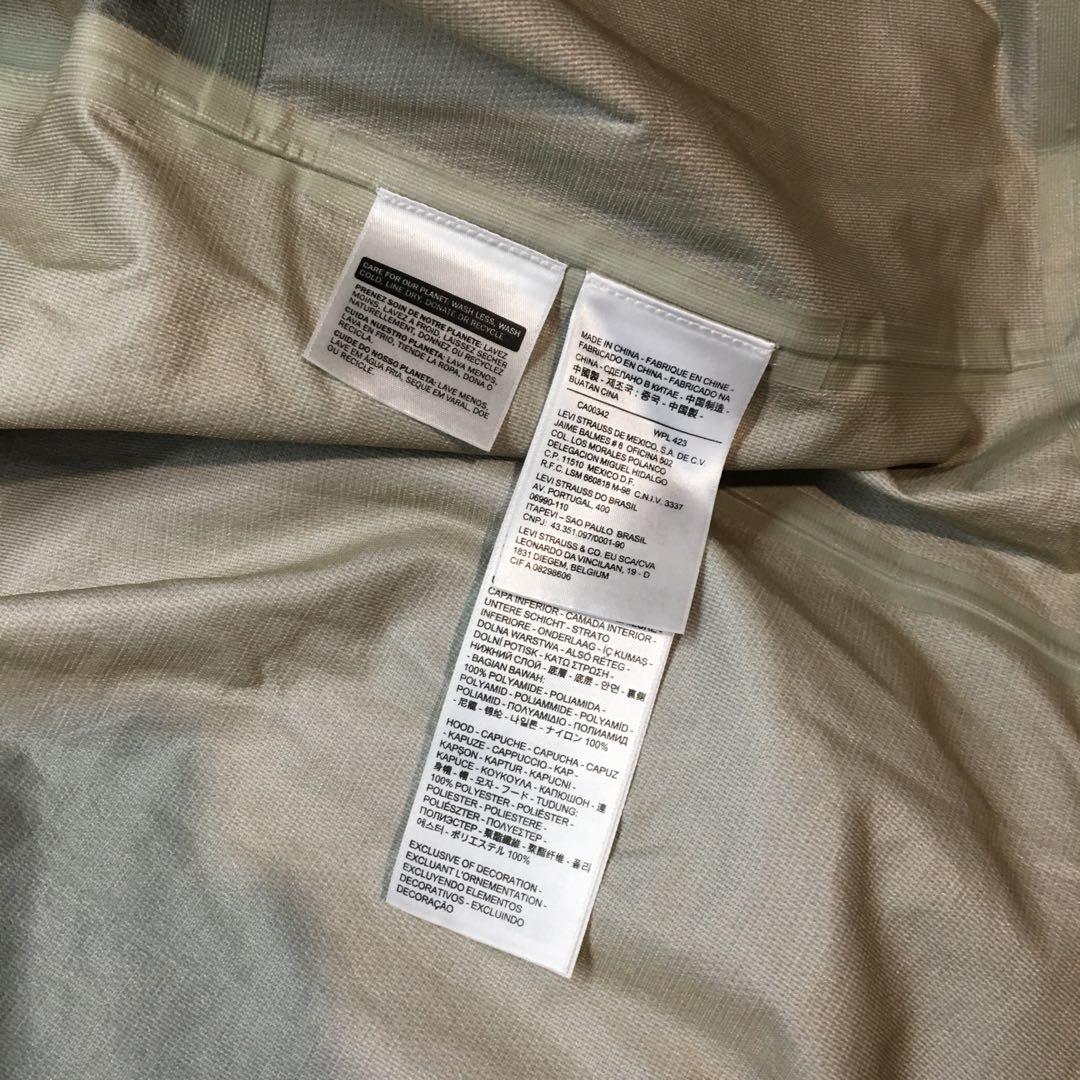 levi strauss raincoat