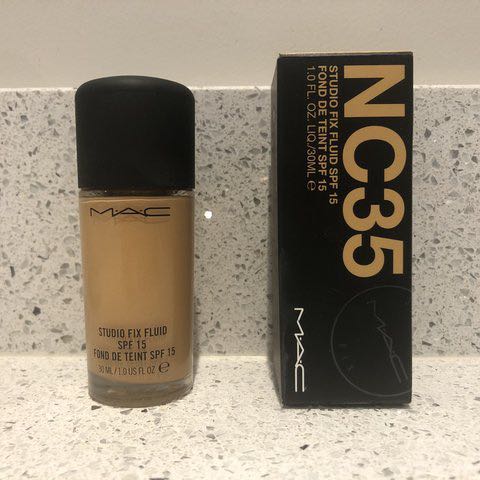 mac studio fix foundation nc35