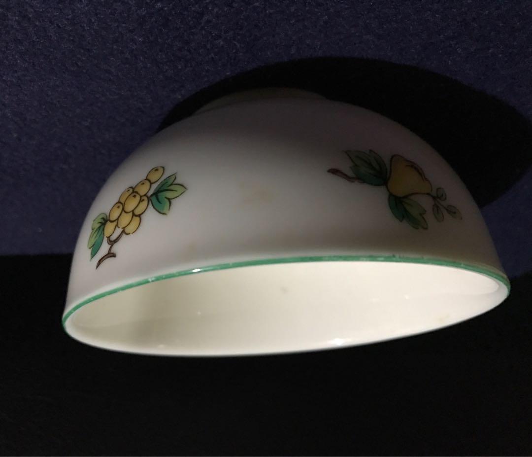 Minnie Mouse soup bowl (Category: Dinnerware & Cutlery) located in Manila. Submitted by simplececile (Listing ID 236726900, Image 2). Description: Original from Tokyo Disneyland Minnie mouse soup bowl.