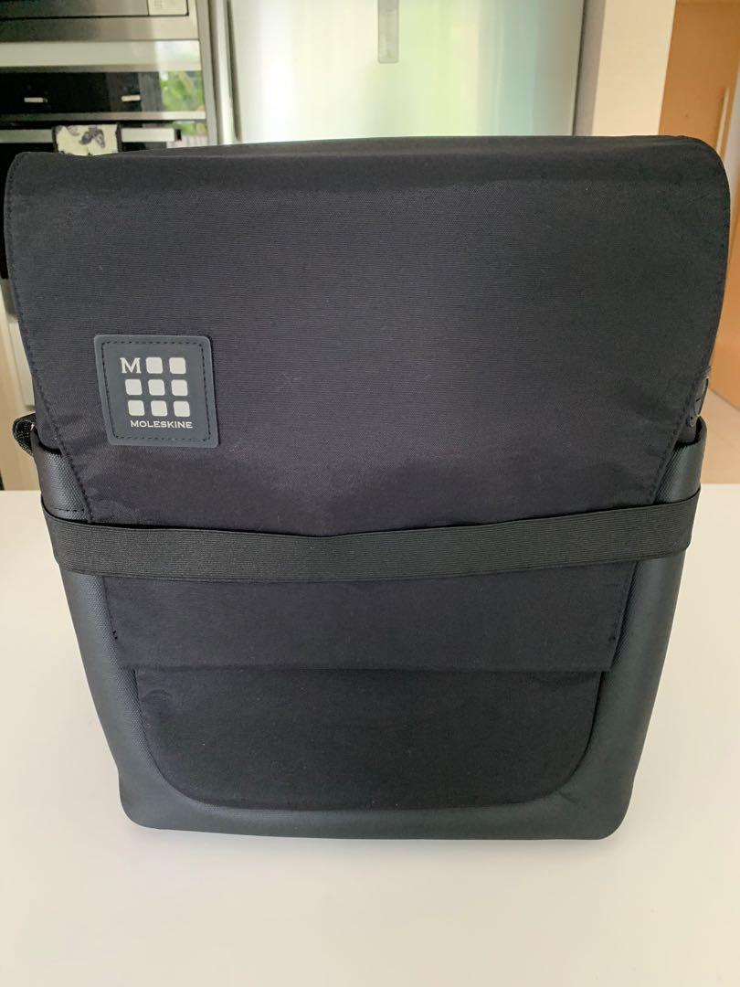 Moleskine hotsell id backpack
