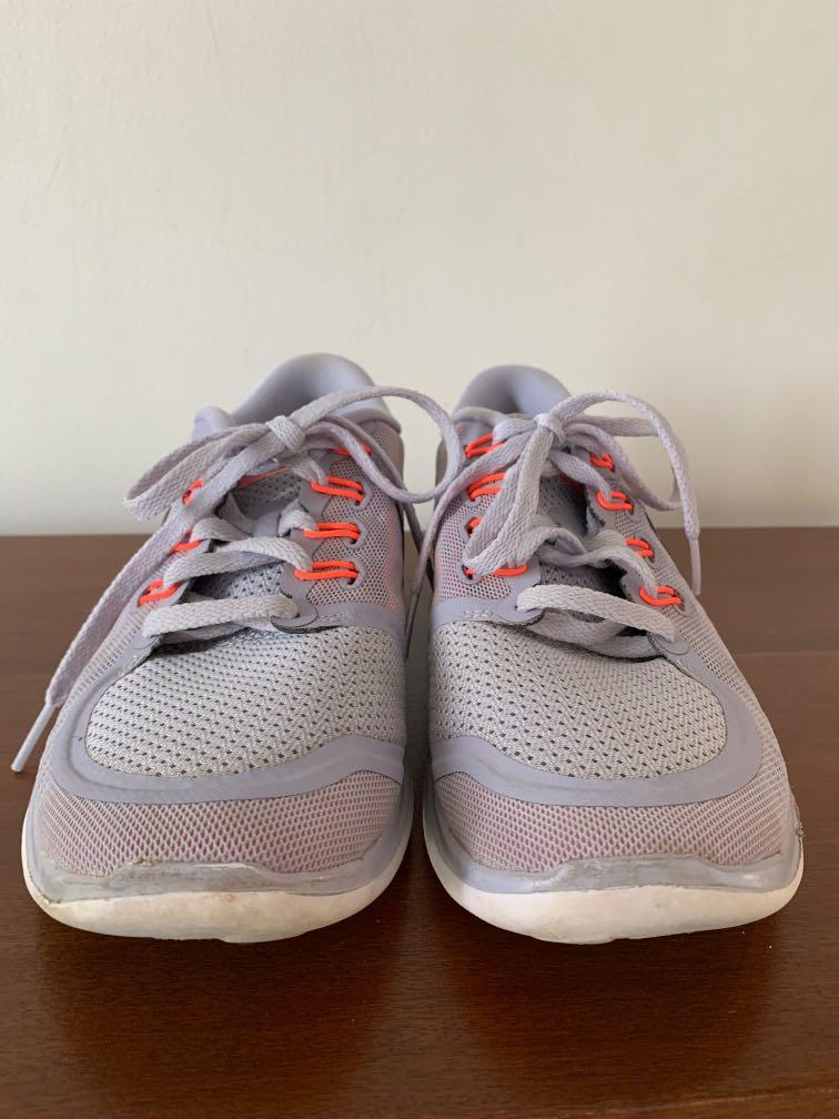 Nike barefoot store ride womens