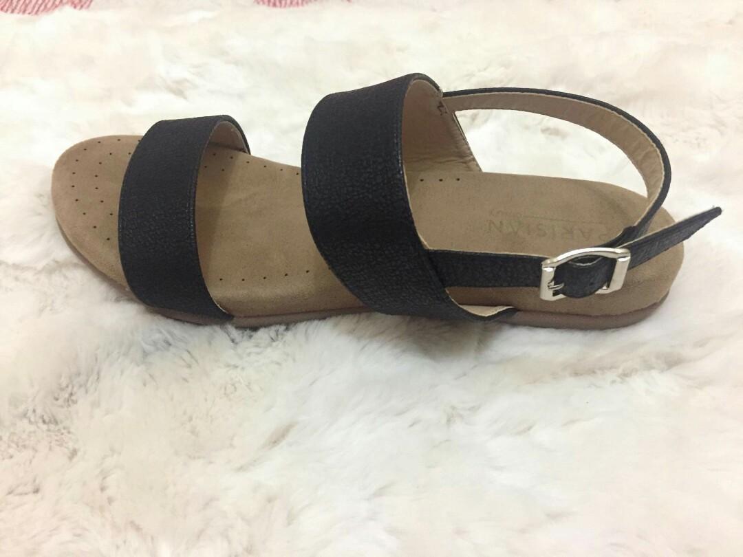 Parisian comfy outlet sandals