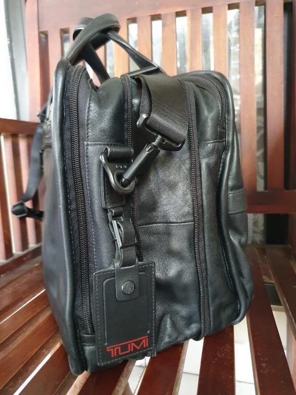 TUMI Alpha 2 Expandable Organizer Laptop Leather Brief, Fesyen Pria, Tas & Dompet , Tas Kantor