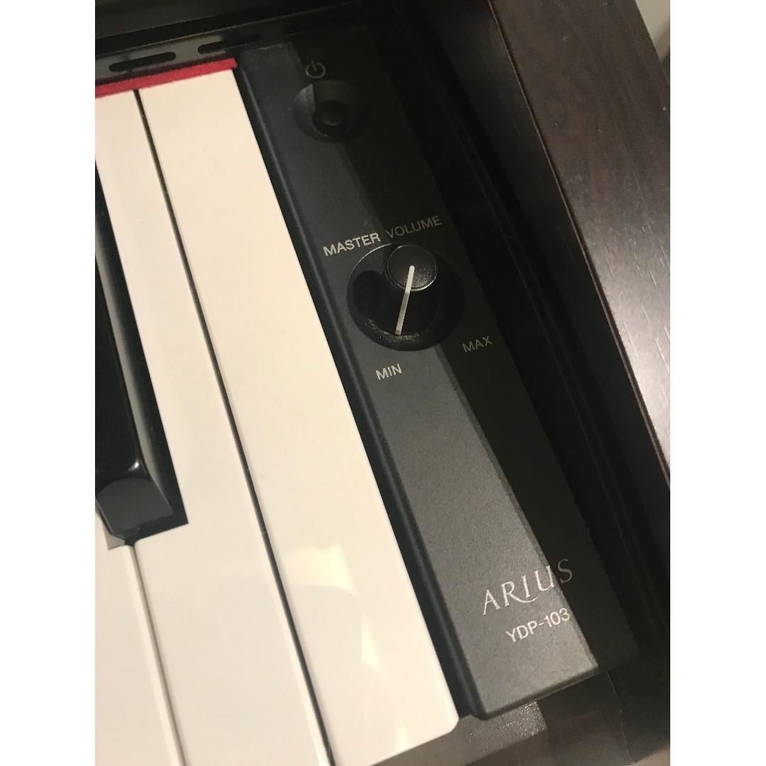 Yamaha Digital Piano ARIUS YDP103, Hobbies & Toys, Music & Media