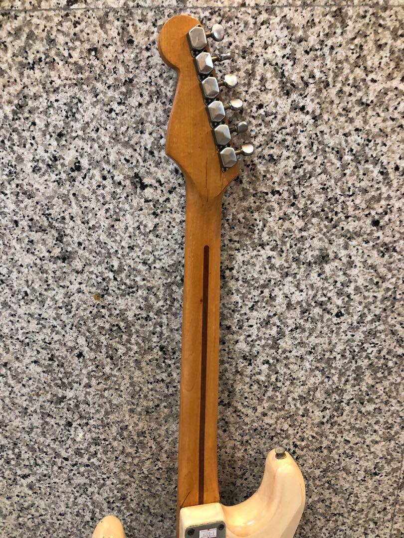 1995 Fender MIM Olympic White Stratocaster Electric Guitar Relic