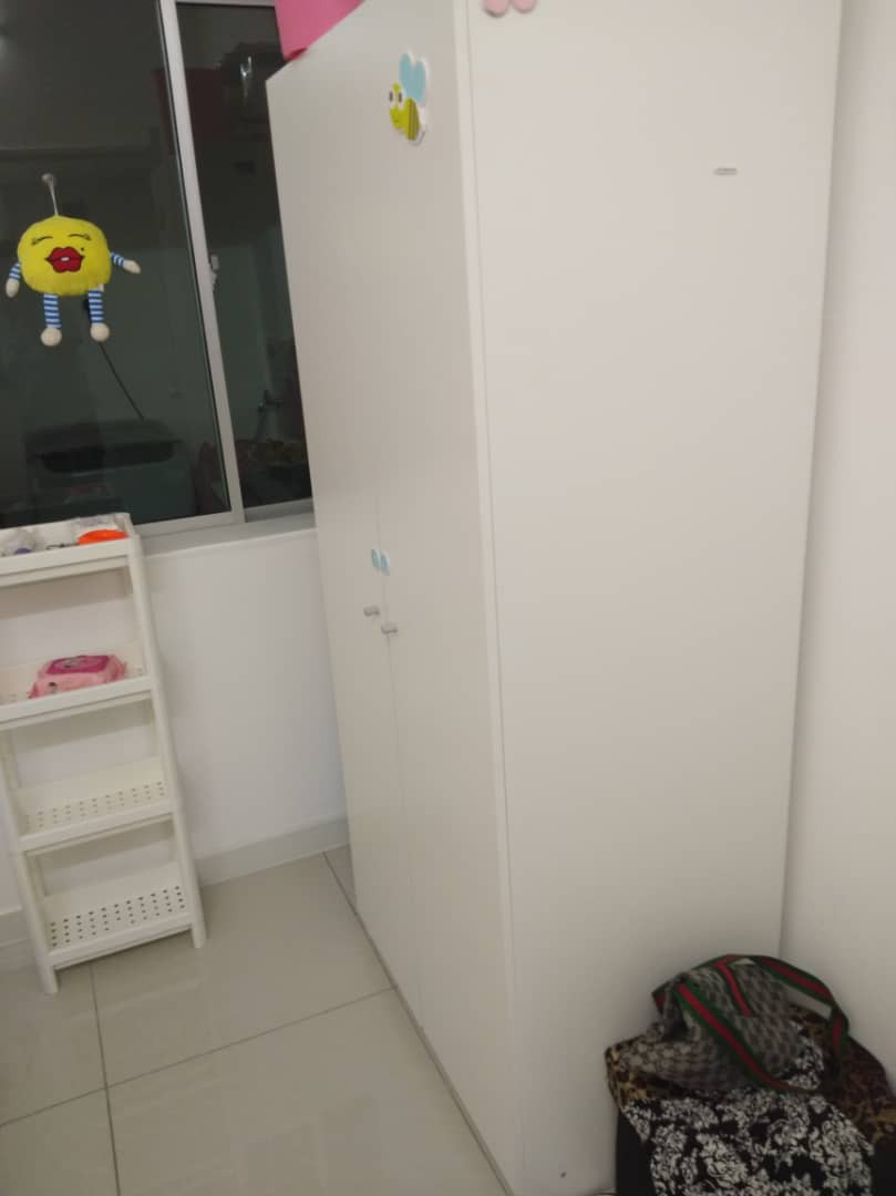 6 ft Harvey Norman wardrobes for sale in tip top condition