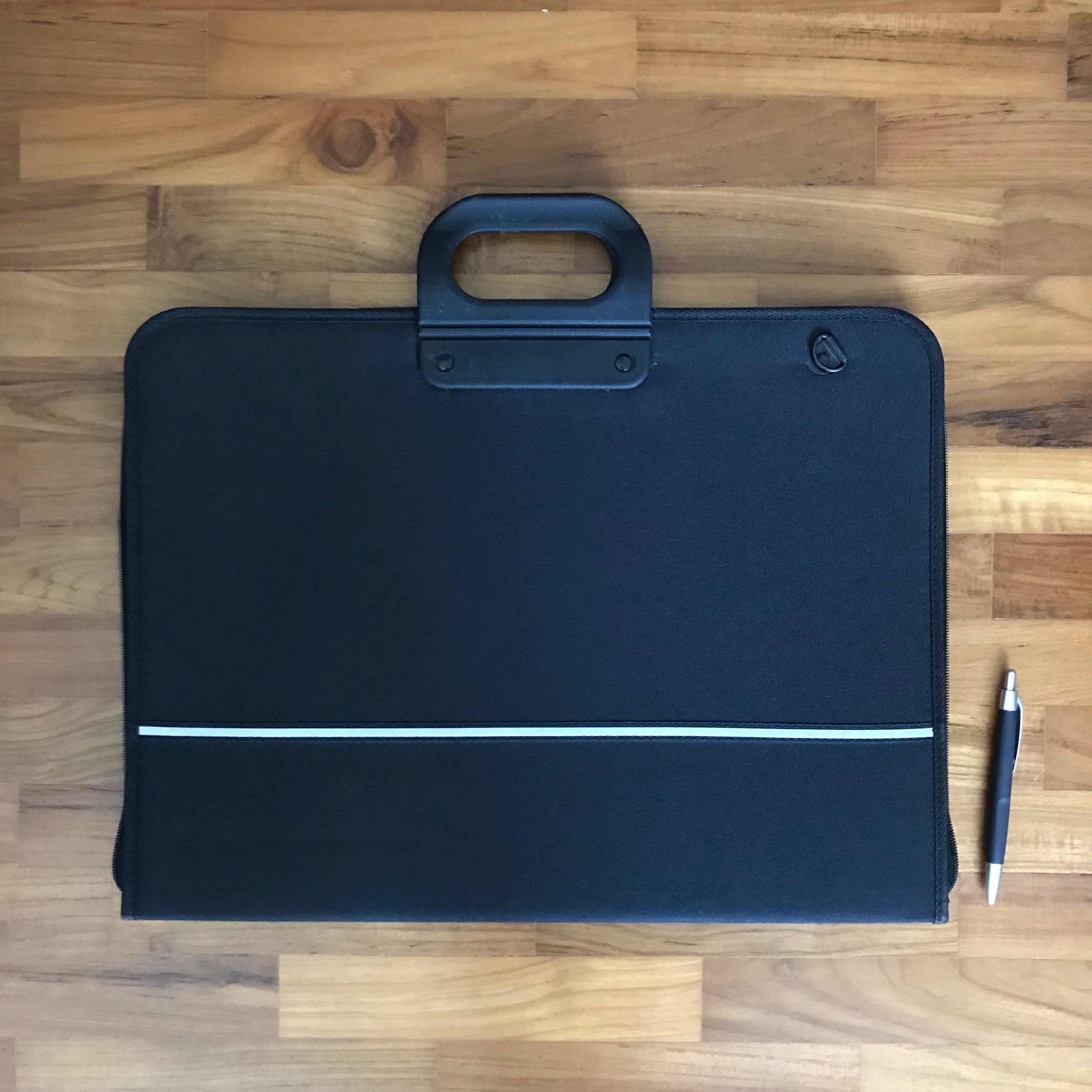 A3 carry store case with handle