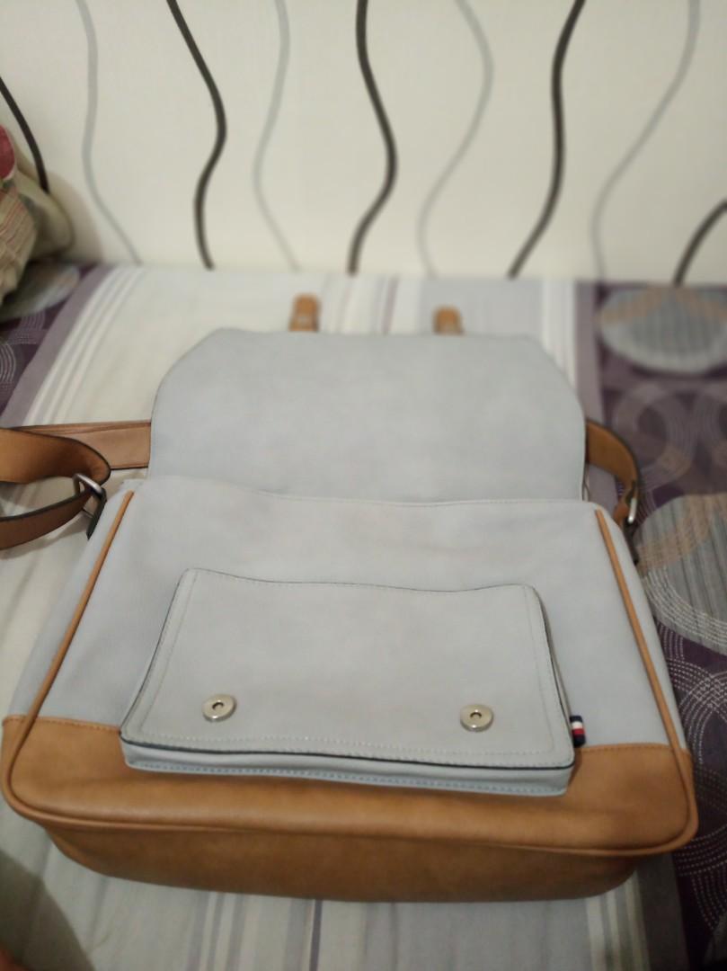 Aldo Ankenbauer Messenger Bag Fesyen Pria Tas Dompet Tas Selempang di Carousell