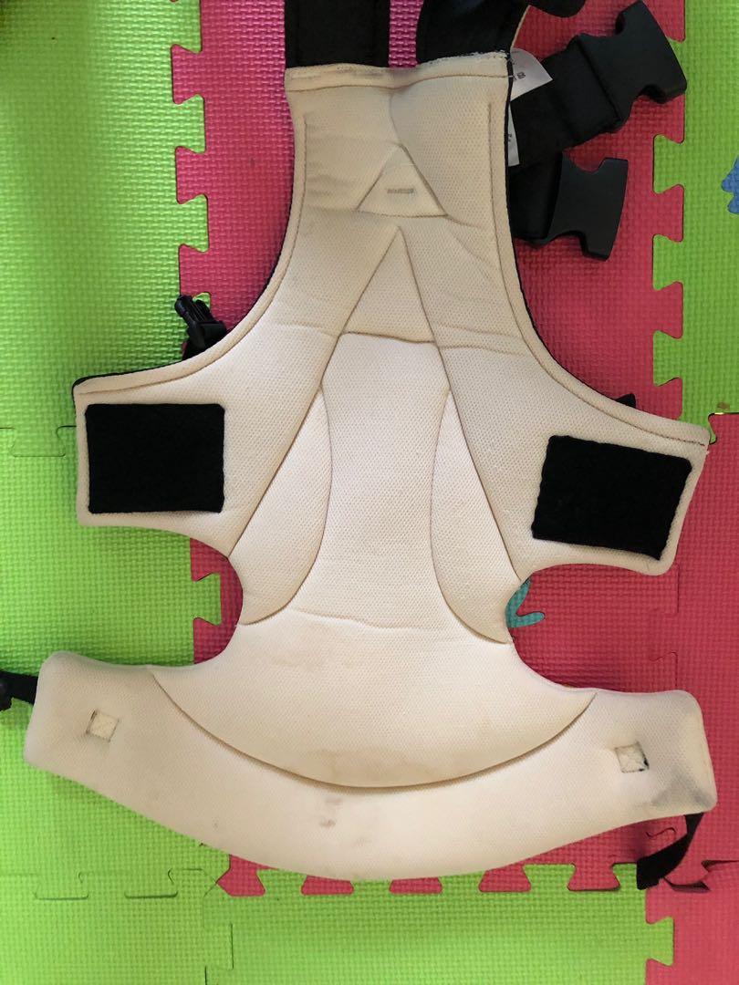 Babycore carrier 2025