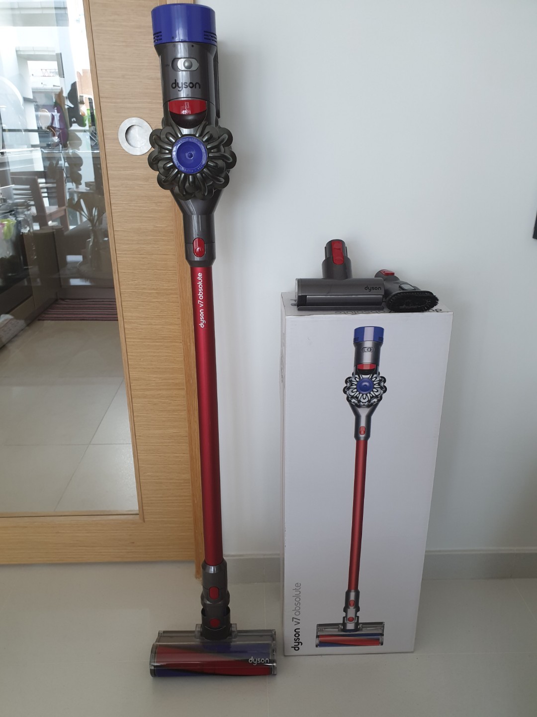 Dyson V7 absolute, TV \u0026 Home Appliances 