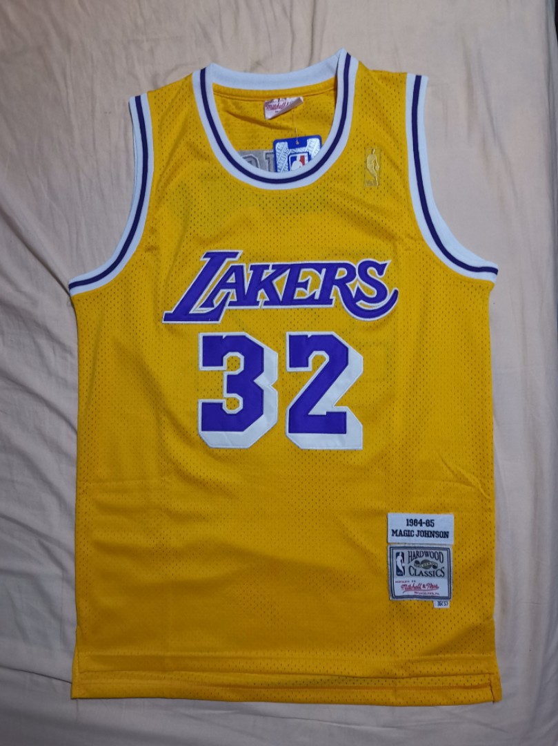 magic johnson retro jersey