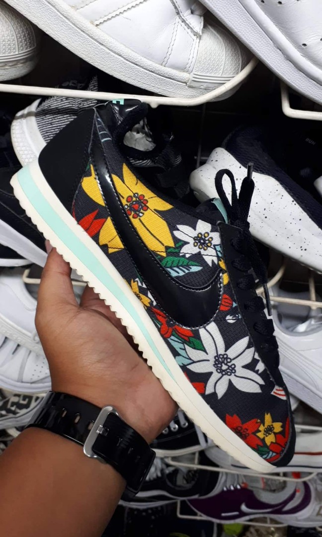 nike classic cortez floral