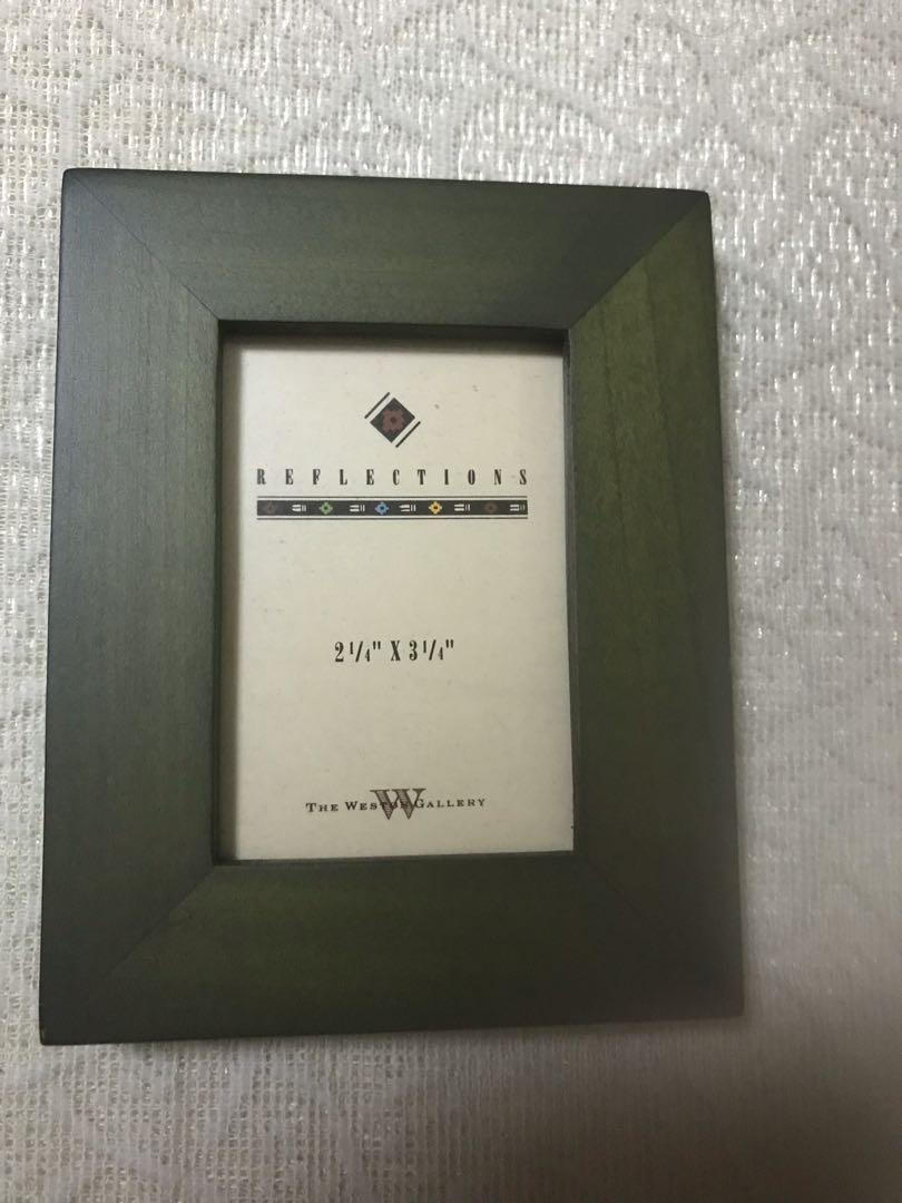 Olive Green Picture Frame (small) (Category: Frames & Pictures) located in Las Pinas. Submitted by mickey0901 (Listing ID 236828364, Image 1). Description: For framing a picture with size 2 1/4 by 3 1/4 inches This is not new but is unused; just stored. Made in Indonesia. No Rush Deliveries or unreasonable follow-ups please as I do not have control over the Courier’s schedule. You will be provided the waybill number and we can help each other che