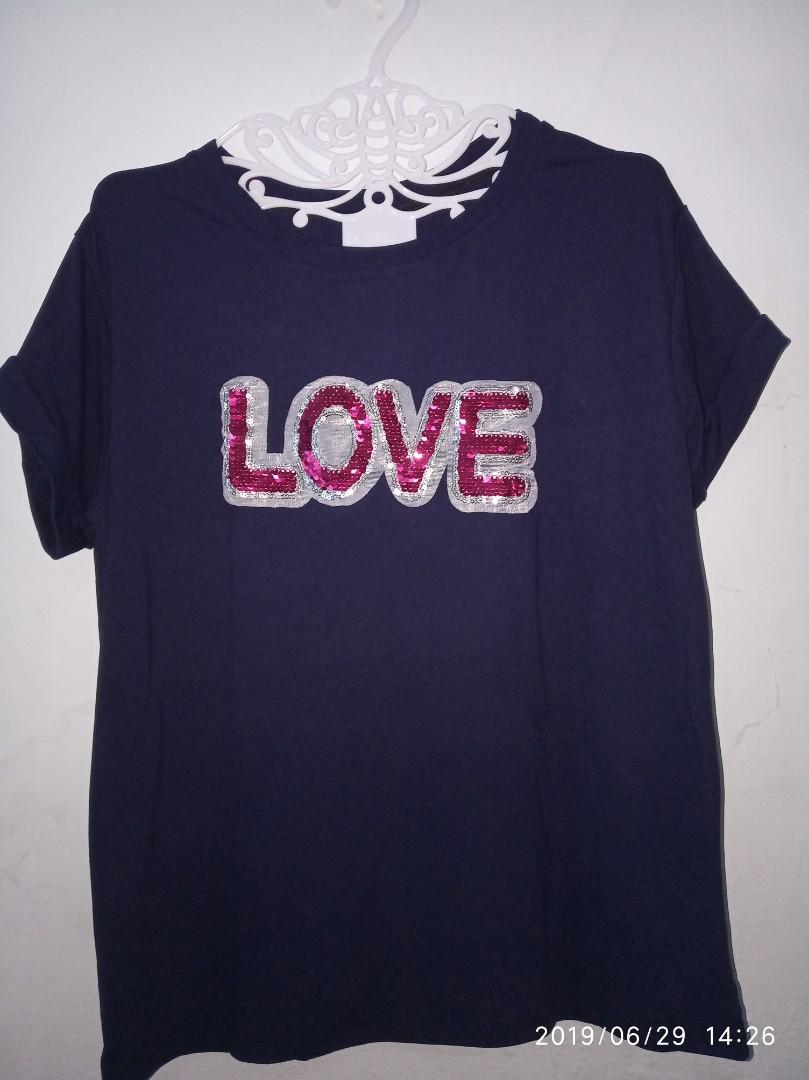 Sequence design Tee shirt (Category: Shirts) located in Cainta. Submitted by windrea (Listing ID 236919640, Image 1). Description: Sequence design Tee shirt Fabric: Cotton spandex Fits med- xl size Navy blue color Love design.