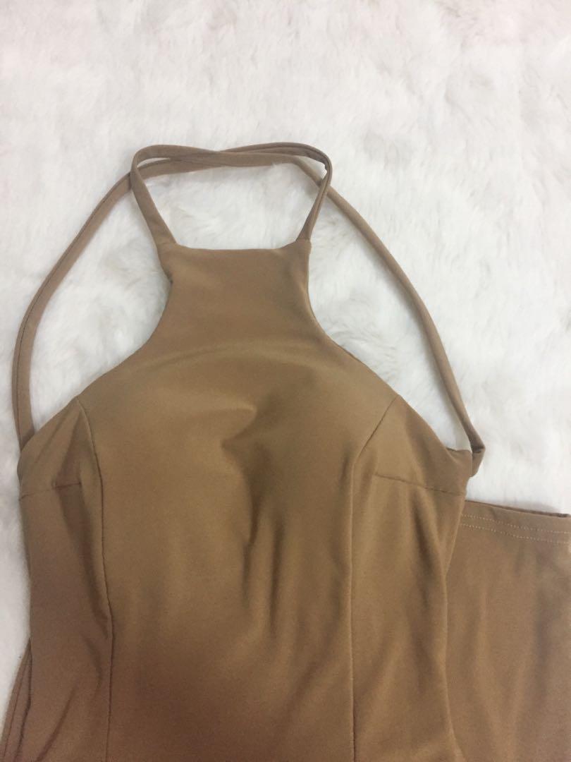 Sexy brown formal dress (Category: Dresses) located in Makati City. Submitted by dnccc (Listing ID 236864029, Image 1). Description: Used once. Very nice fitting, with pads.
