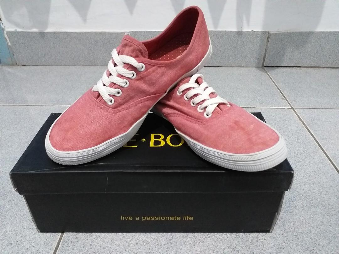 payless pink sneakers