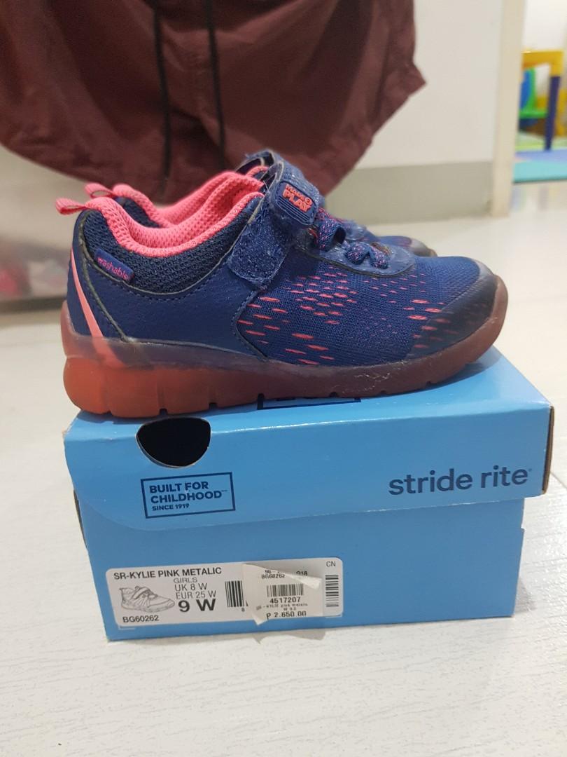 Striderite SR Kylie PINK metallic GIRLS (Category: Babies & Kids Fashion) located in Pasig City. Submitted by kathrinas (Listing ID 236848841, Image 1). Description: UK 8W EUR 25W. Can fit 2.5 years old but may be mote kasya for 3 and above. Original price is at 2650 pesos Used but not abused. With box Velcro, soles are Ok. No issue.